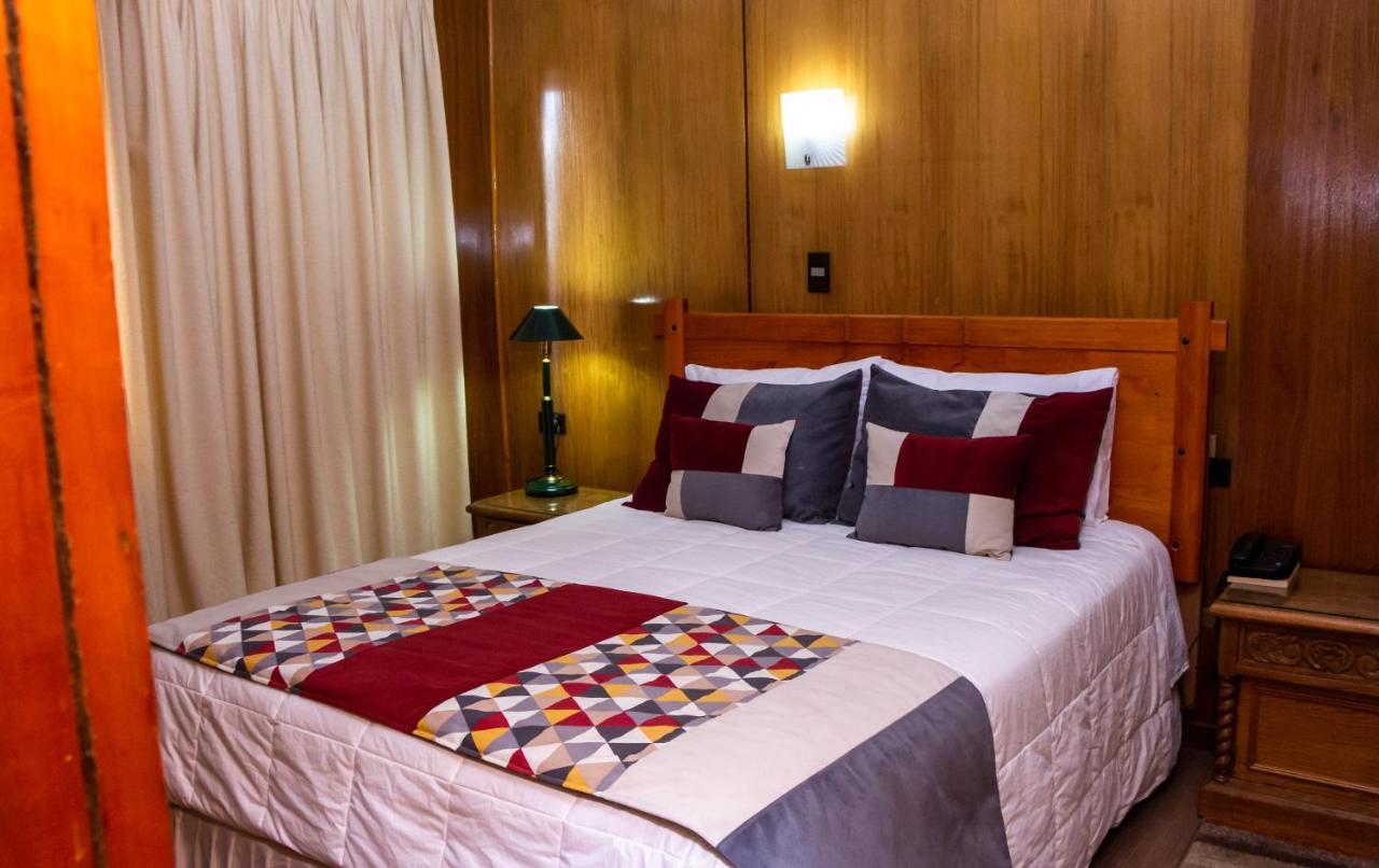 Hotel Gran Muso Los Angeles  Ngoại thất bức ảnh
